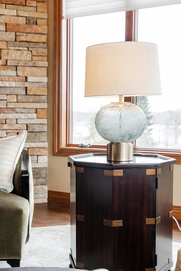 End Table with lamp